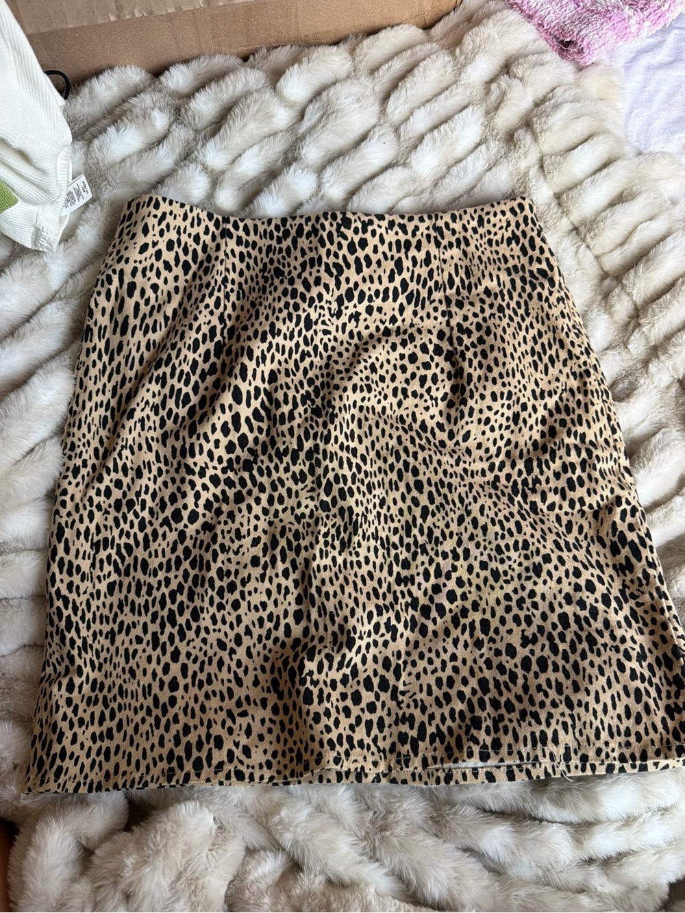 Brandy Melville Leopard Print A-Line Skirt - Tan/Black